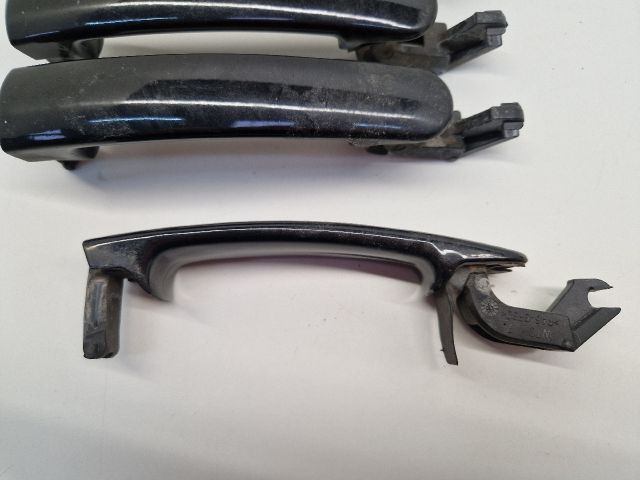 bontott VW GOLF IV Külső Kilincs Szett