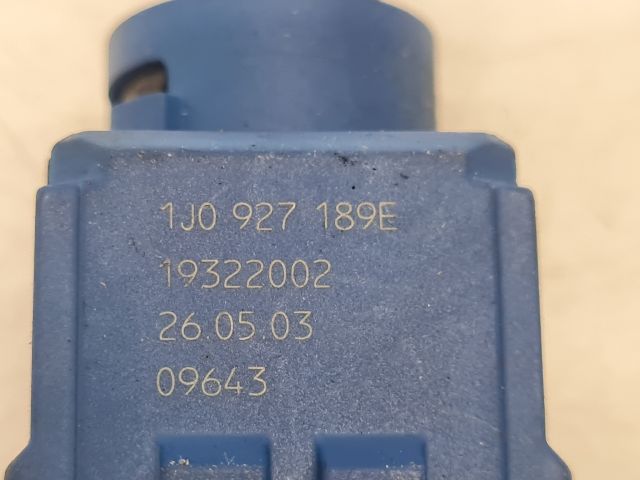 bontott VW GOLF IV Kuplung Pedál Kapcsoló