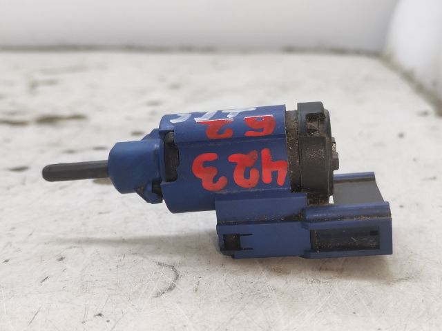 bontott VW GOLF IV Kuplung Pedál Kapcsoló