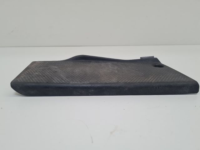 bontott VW GOLF IV Lábtámasz Burkolat