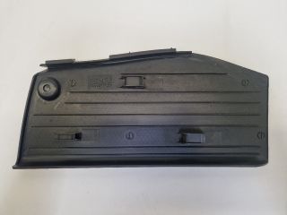 bontott VW GOLF IV Lábtámasz Burkolat