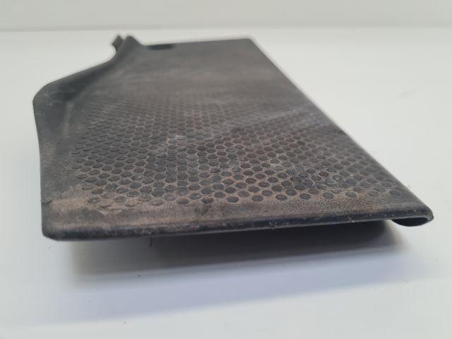 bontott VW GOLF IV Lábtámasz Burkolat