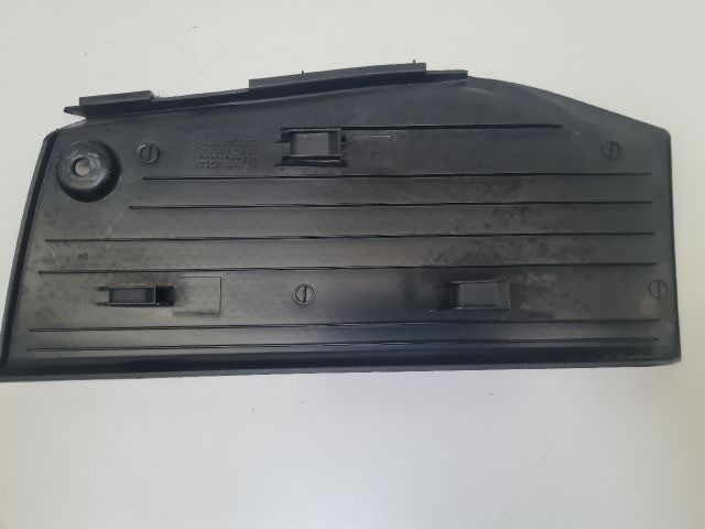 bontott VW GOLF IV Lábtámasz Burkolat