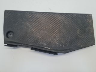 bontott VW GOLF IV Lábtámasz Burkolat