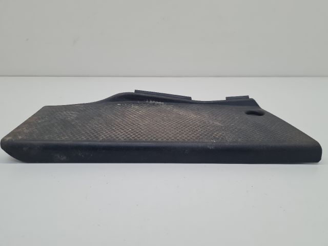 bontott VW GOLF IV Lábtámasz Burkolat