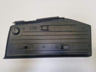 bontott VW GOLF IV Lábtámasz Burkolat