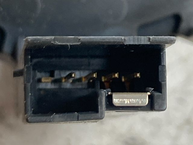 bontott VW GOLF IV Légzsák Átvezető Szalagkábel