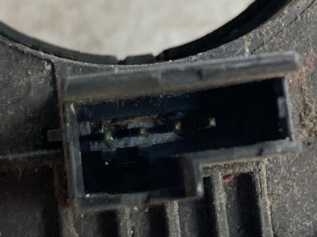 bontott VW GOLF IV Légzsák Átvezető Szalagkábel