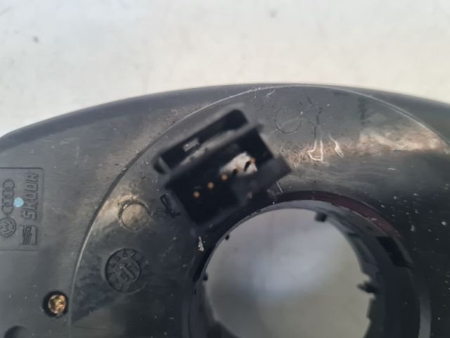 bontott VW GOLF IV Légzsák Átvezető Szalagkábel