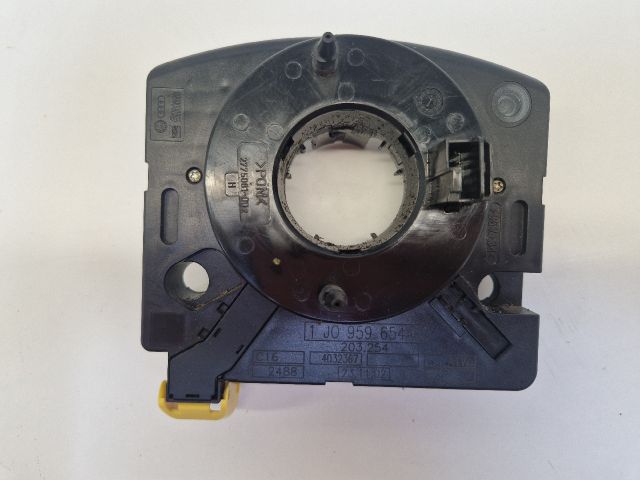 bontott VW GOLF IV Légzsák Átvezető Szalagkábel