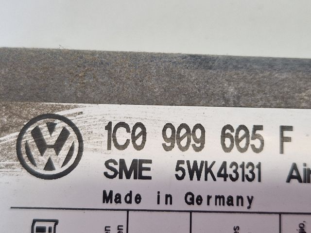 bontott VW GOLF IV Légzsák Elektronika