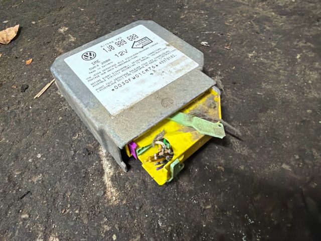 bontott VW GOLF IV Légzsák Elektronika