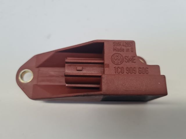 bontott VW GOLF IV Légzsák Indító Modul Oldallégzsák