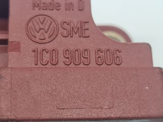 bontott VW GOLF IV Légzsák Indító Modul Oldallégzsák