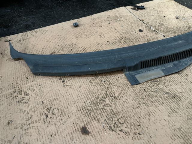 bontott VW GOLF IV Levélrács