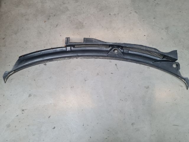 bontott VW GOLF IV Levélrács