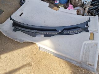 bontott VW GOLF IV Levélrács