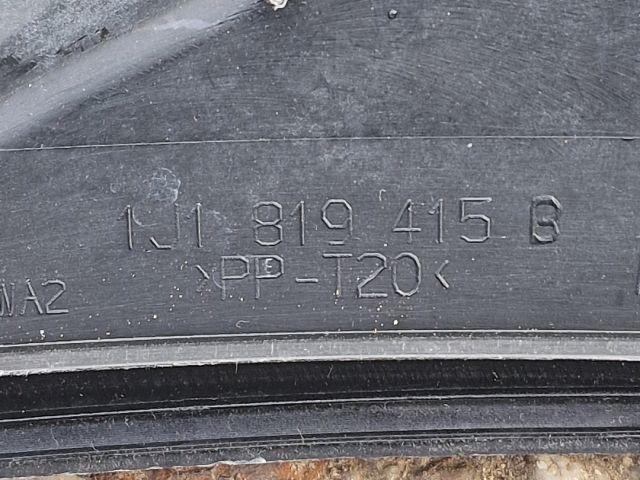 bontott VW GOLF IV Levélrács