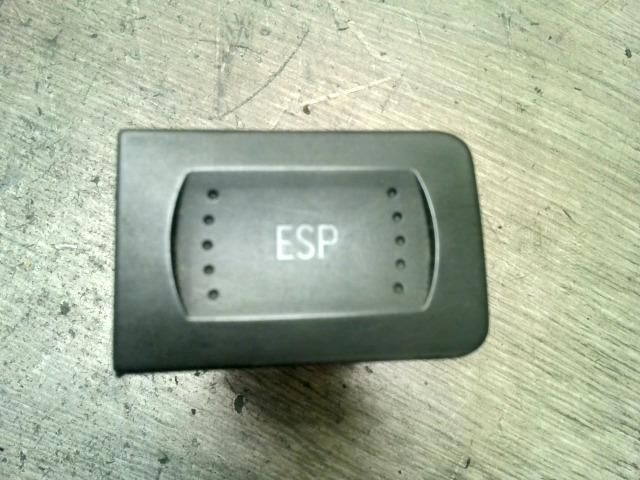 bontott VW GOLF IV Menetstabilizátor Kapcsoló