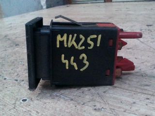 bontott VW GOLF IV Menetstabilizátor Kapcsoló