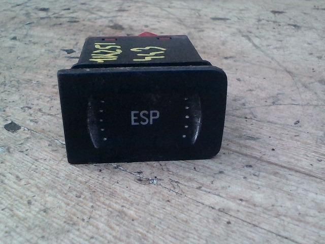 bontott VW GOLF IV Menetstabilizátor Kapcsoló