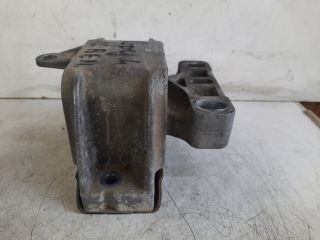 bontott VW GOLF IV Motor Tartó Bak (Fém)