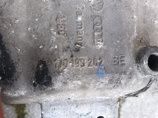 bontott VW GOLF IV Motor Tartó Bak Jobb