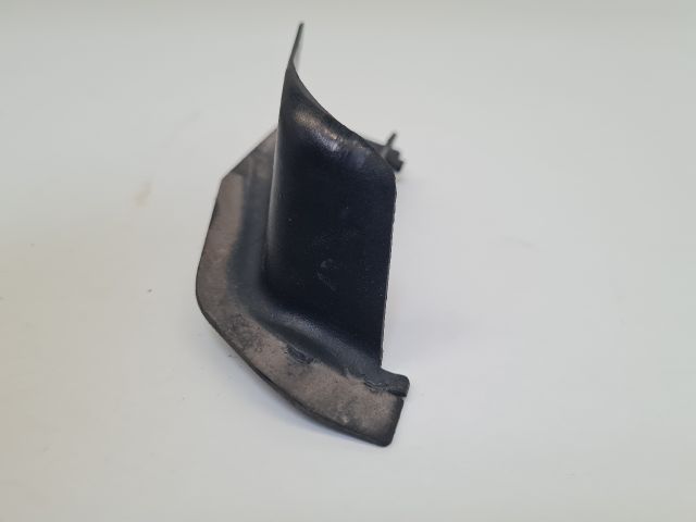 bontott VW GOLF IV Motorháztető Jobb Zsanér