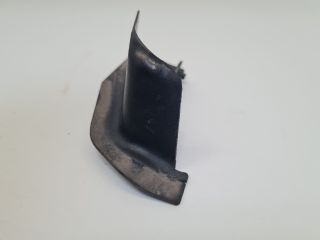 bontott VW GOLF IV Motorháztető Jobb Zsanér