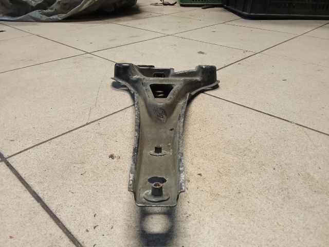 bontott VW GOLF IV Motorháztető Kitámasztó Rúd