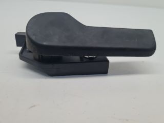 bontott VW GOLF IV Motorháztető Nyitó Kar / Gomb