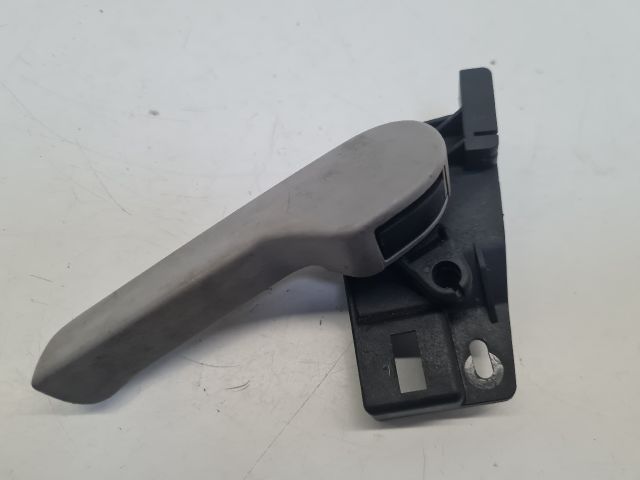 bontott VW GOLF IV Motorháztető Nyitó Kar / Gomb