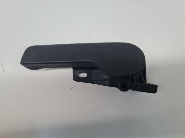 bontott VW GOLF IV Motorháztető Nyitó Kar / Gomb