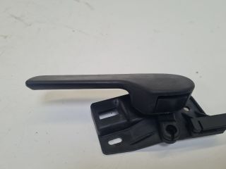 bontott VW GOLF IV Motorháztető Nyitó Kar / Gomb