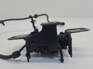 bontott VW GOLF IV Motorháztető Zárszerkezet