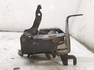 bontott VW GOLF IV Motorháztető Zárszerkezet