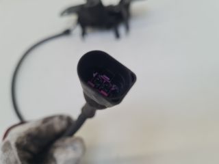 bontott VW GOLF IV Motorháztető Zárszerkezet