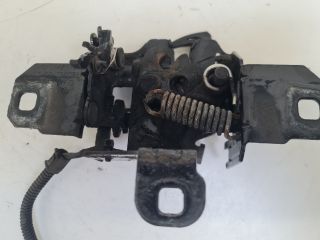 bontott VW GOLF IV Motorháztető Zárszerkezet