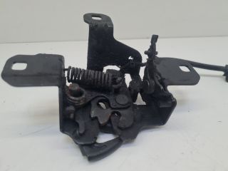 bontott VW GOLF IV Motorháztető Zárszerkezet