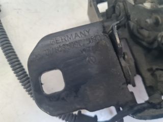 bontott VW GOLF IV Motorháztető Zárszerkezet