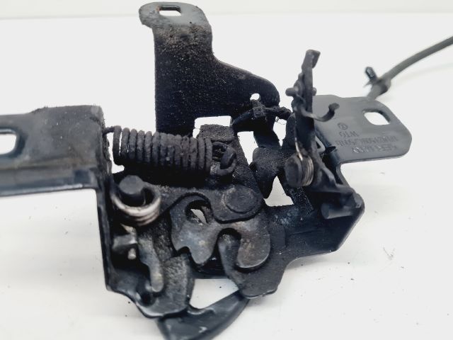 bontott VW GOLF IV Motorháztető Zárszerkezet