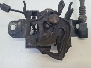 bontott VW GOLF IV Motorháztető Zárszerkezet