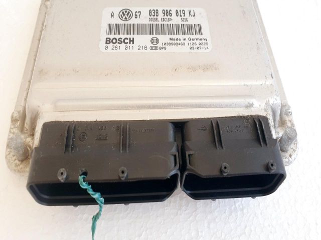 bontott VW GOLF IV Motorvezérlő