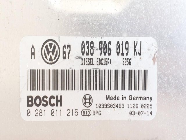 bontott VW GOLF IV Motorvezérlő