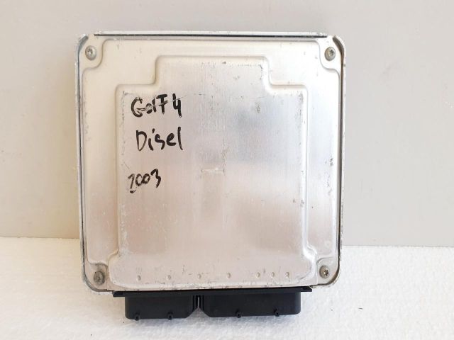 bontott VW GOLF IV Motorvezérlő