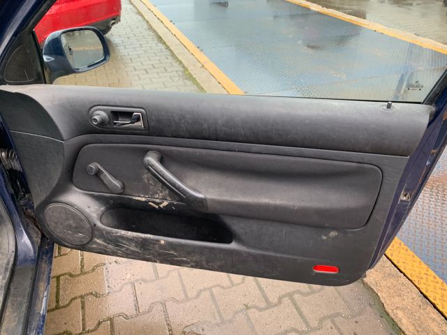 bontott VW GOLF IV Műszerfal Héj