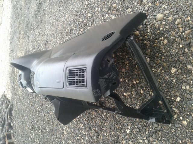 bontott VW GOLF IV Műszerfal Héj