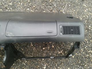 bontott VW GOLF IV Műszerfal Héj