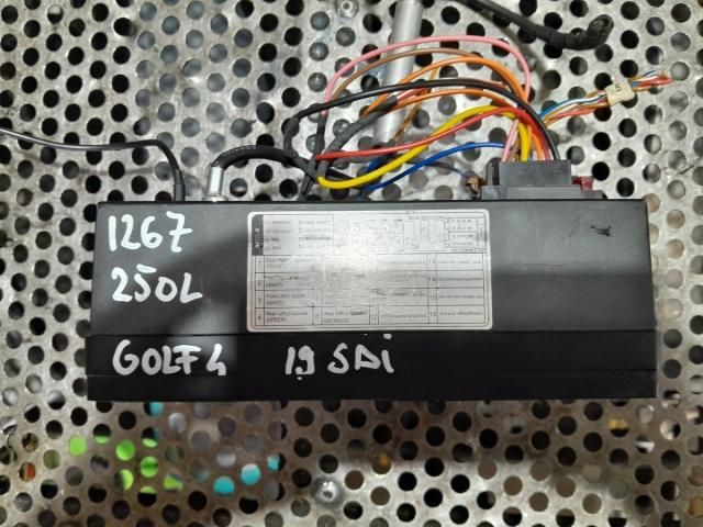 bontott VW GOLF IV Navigációs Fejegység