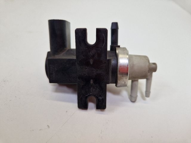 bontott VW GOLF IV Nyomásszabályzó Szelep